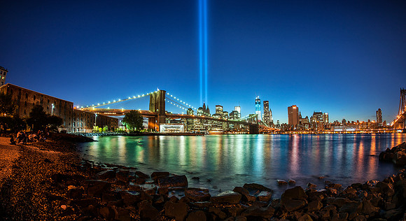 9-11 Memorial: towers of light