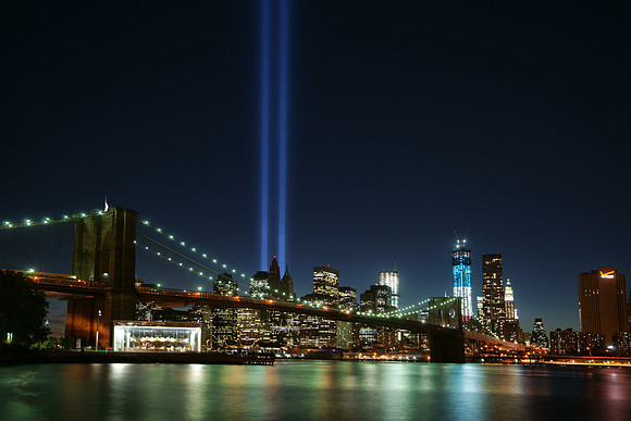 9-11 Memorial: towers of light