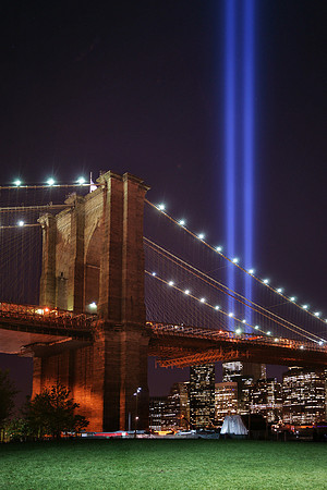 9-11 Memorial: towers of light