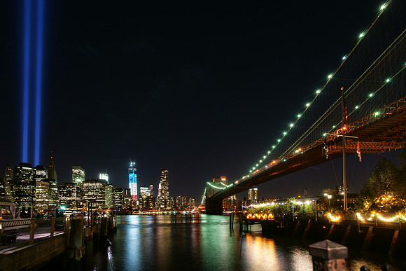 9-11 Memorial: towers of light