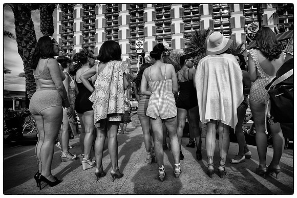 Retro swimsuit competition