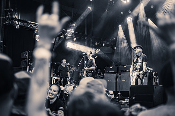 Social Distortion
