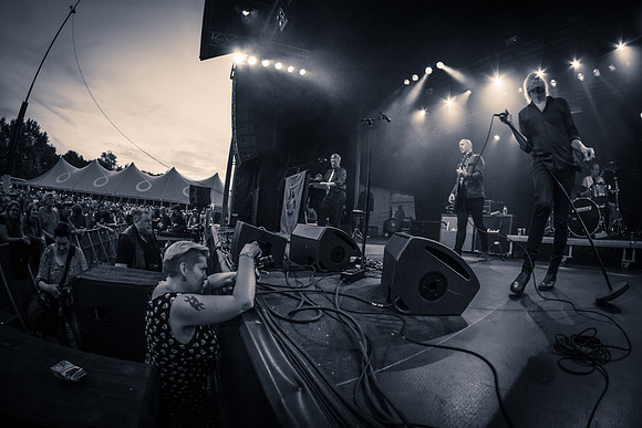 Radio Birdman