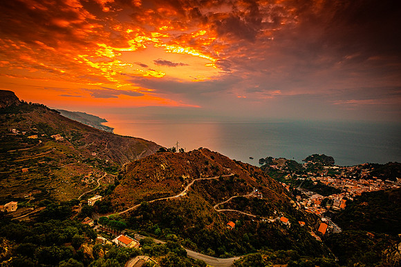View from Castamola to Taormina