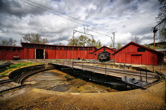 Jamestown, Railway depot